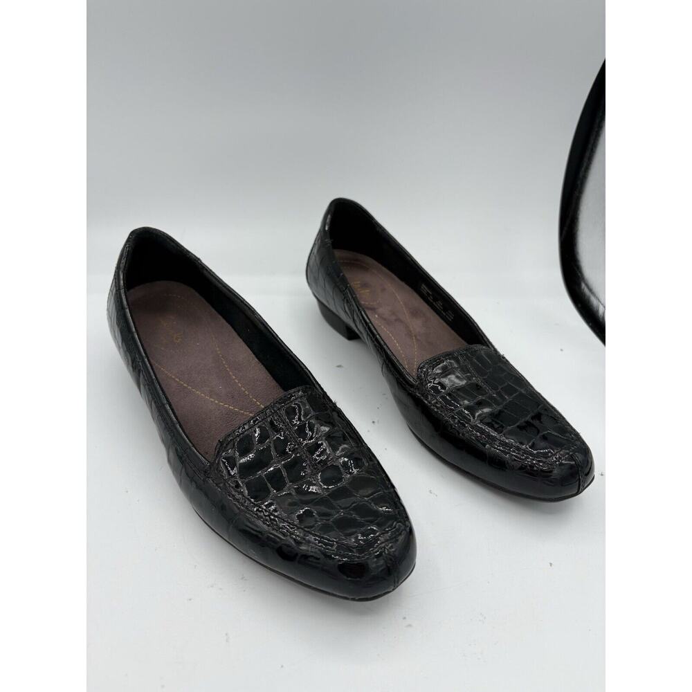 Clarks Artisan Loafers Womens 9 Keesha Luca Slip On Crocodile Patent‎ Leather A1